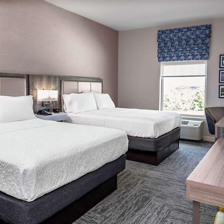 Hampton Inn Cranbury Eksteriør bilde