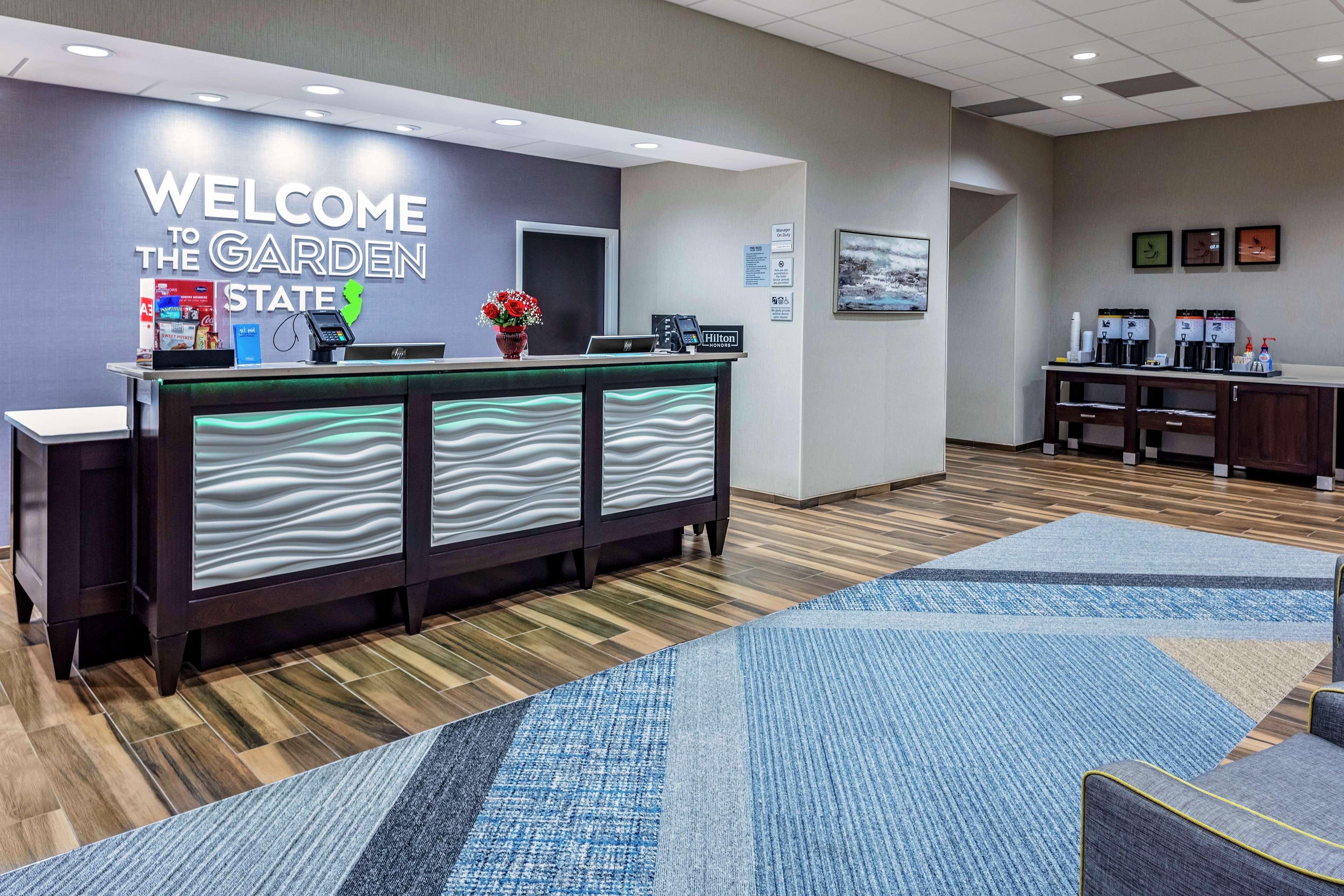 Hampton Inn Cranbury Eksteriør bilde